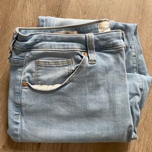 Light Blue Universal Thread Jeans Size 16